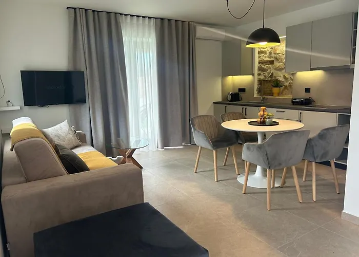 Piedra Luxury Apartment